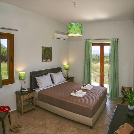 Niriides Apartments Kíssamos Exteriér fotografie
