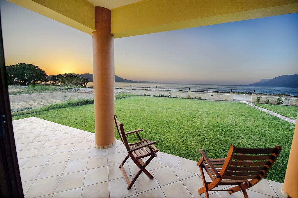 Niriides Apartments Kíssamos Exteriér fotografie